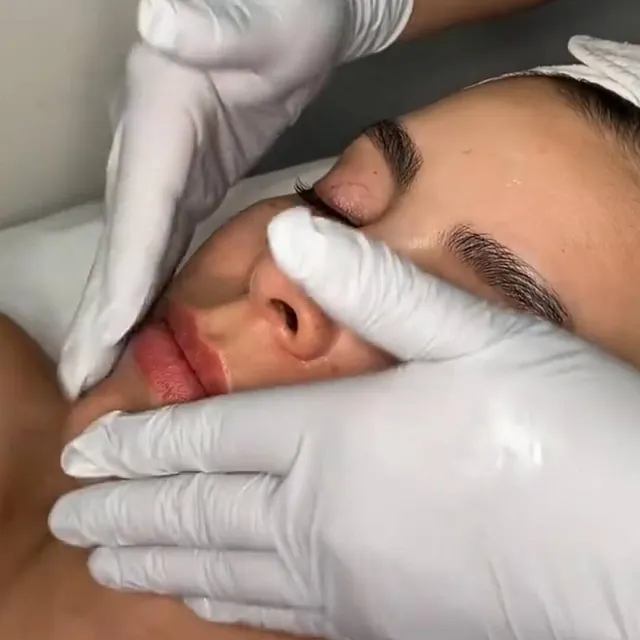 Centro Estético Amorami tratamiento facial